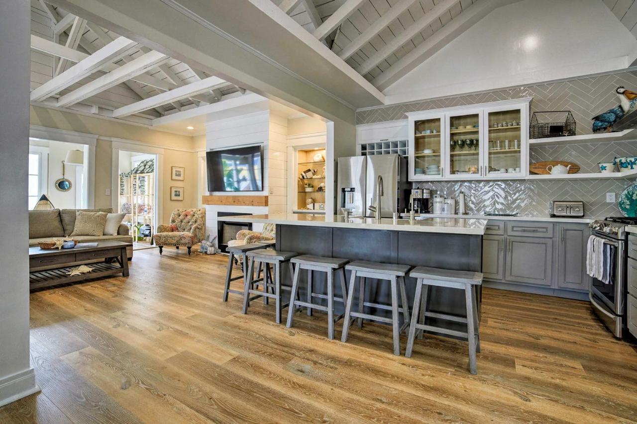 Charming Renovated Avalon Townhome, Walk To Beach! 外观 照片
